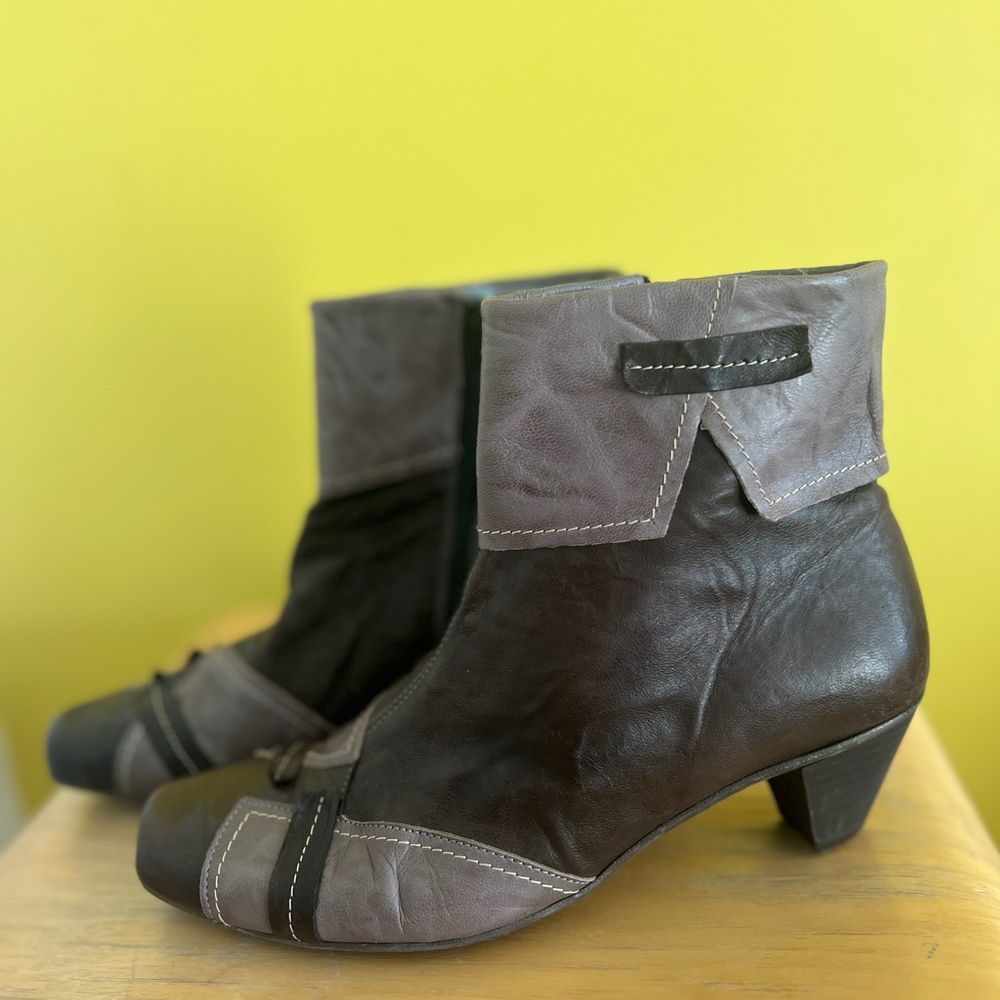 Elegant Black and Gray Ankle Boots
